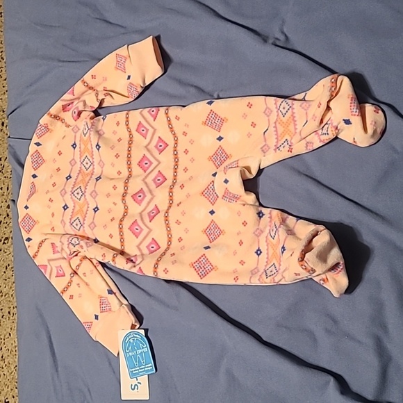 Carters girls 3 month 2 way zip and snap closure NWT footie sleeper - Picture 6 of 9